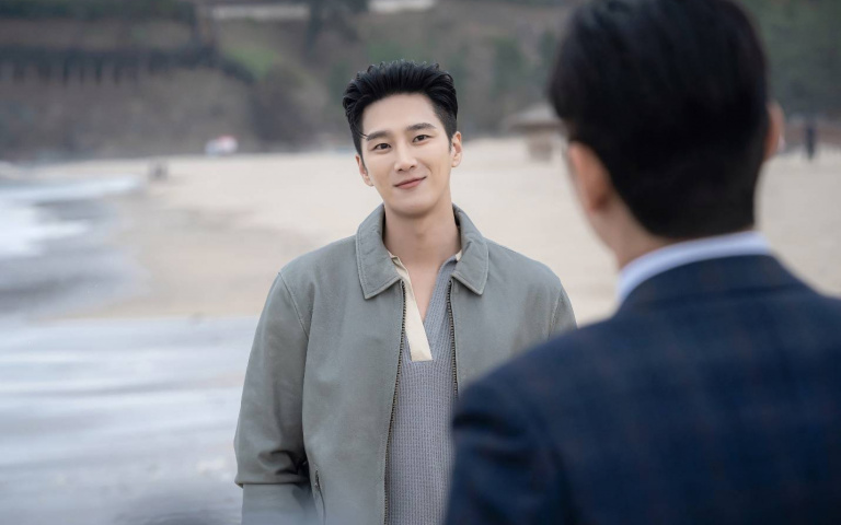 安普賢財閥秘密揭曉　「最暖肌肉男」收視屢創新高