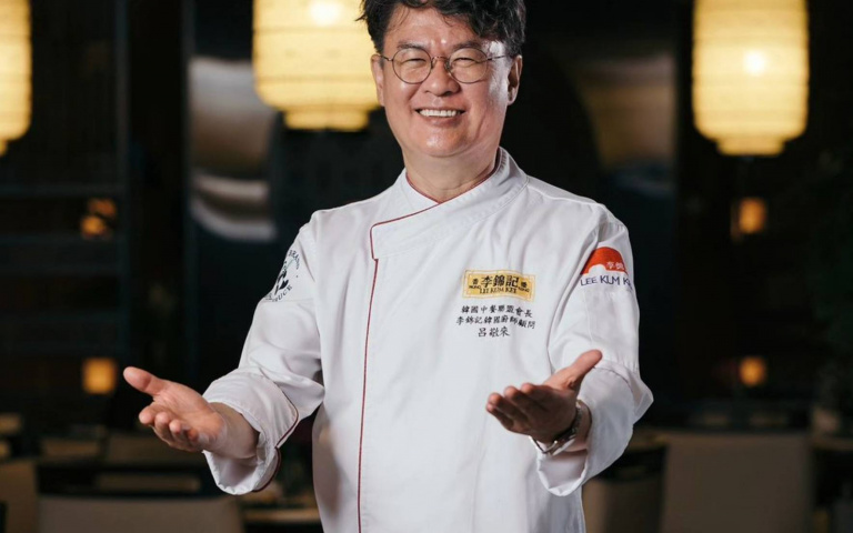 《黑白大廚》有台灣人！白湯匙「中餐大師」中文超流利