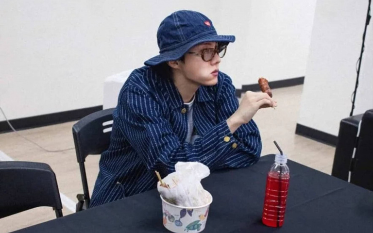 BTS J-Hope來台吃美食 牛肉麵、烤香腸是「這間」