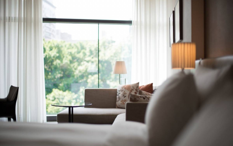 誠品金、黑卡友享有專屬住房點數5倍回饋，天天都是會員日！