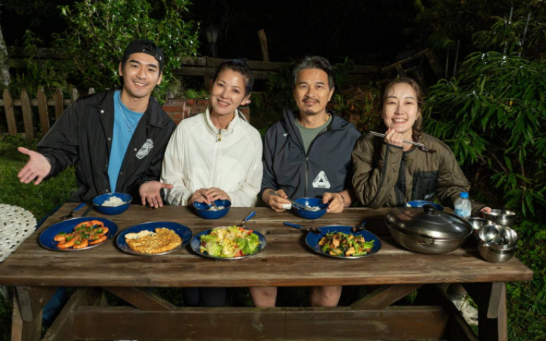 巴鈺示範吃油條不情色　遭李興文吐槽：怎樣吃都不會有遐想