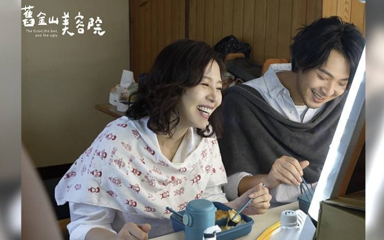 劉品言常重複穿搭為環保盡心力　連晨翔每天帶環保杯減塑享折扣