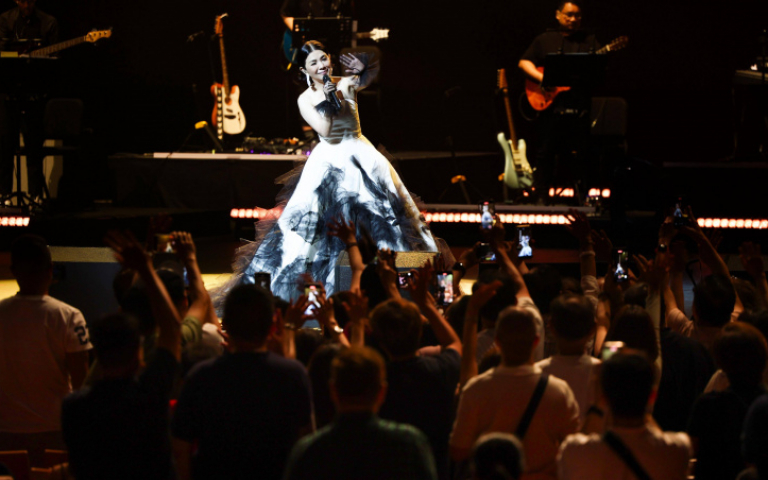 張清芳星國開唱哽咽落淚　驚喜宣布10月重返台北小巨蛋