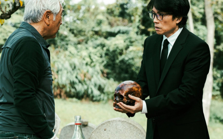 黃子華連3年登港片吸金王 金燕玲《破地獄》殺青戲扮屍體感觸落淚