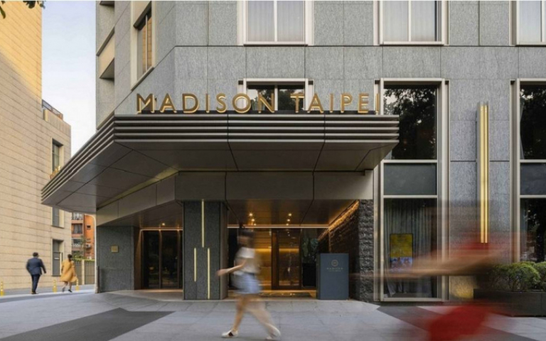 精品飯店、酒店式公寓喜迎週年慶　4/17壽星續住免費升等房型、餐飲消費滿額贈紅酒