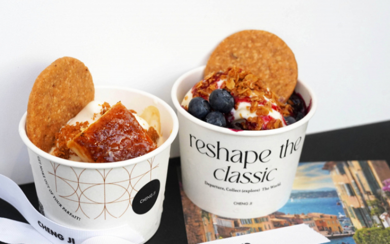 甜點快閃店變身法式書報攤　吃沁涼帕菲還能代寄明信片