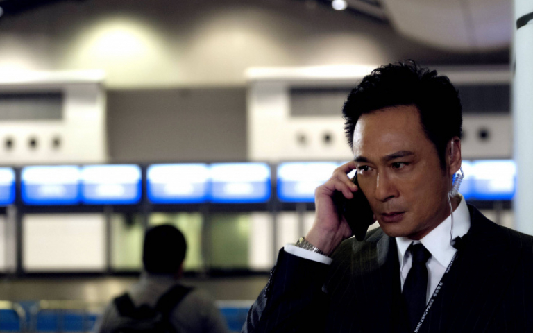 吳鎮宇親自上陣拍爆破戲　清理沙石直呼「我是靠臉吃飯的」