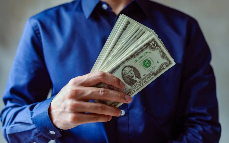 月底迎財神！水瓶座腦袋變黃金、獅子座驚喜進帳　3星座把握機會賺大錢