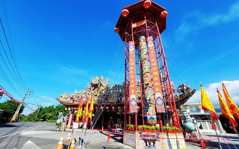 這不是金箍棒!全台最巨「天香」成宜蘭打卡點 四層樓高7/15開點