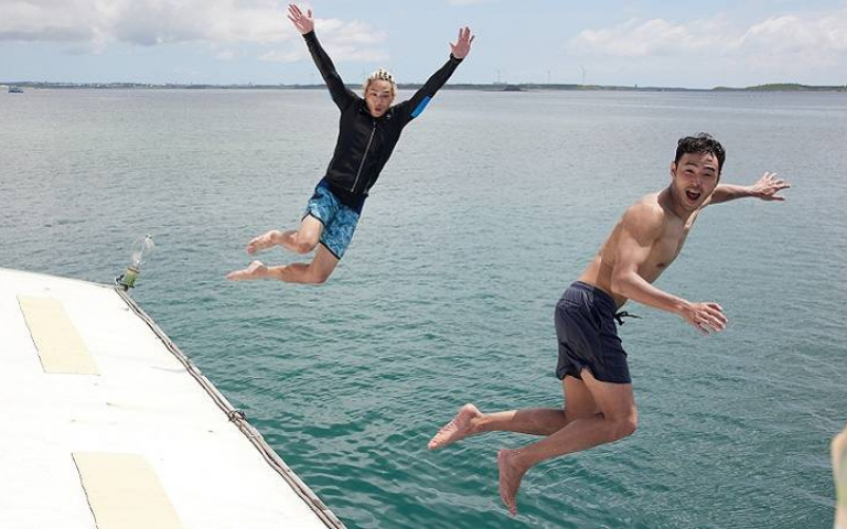 金馬影帝化身叫賣哥　阮經天展現驚人推銷功力