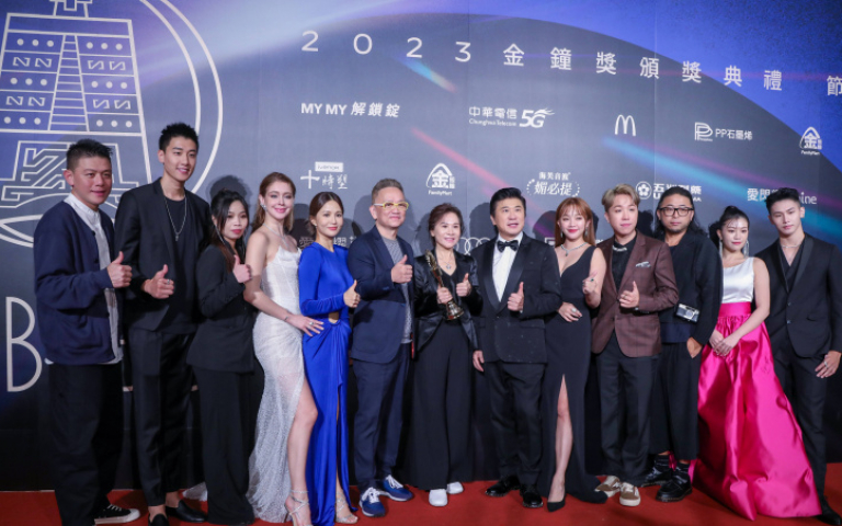 金鐘58／節目拿大獎胡瓜喊話「退而不休」　《最強綜藝秀》製作人含淚曝：每天被罵