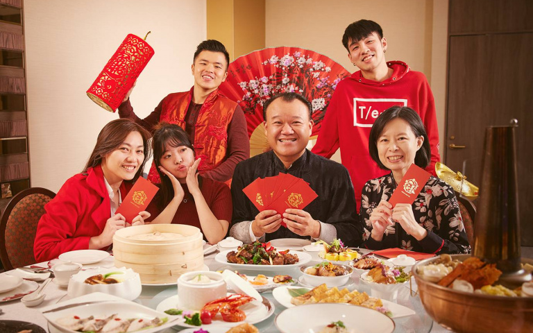 巨無霸佛跳牆登場!飯店年菜組合,享用鮑魚、排骨米糕等多樣佳餚!
