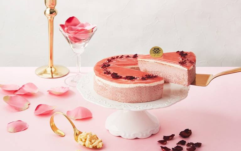 起士公爵「青春波妞乳酪蛋糕」！濃郁莓果香氣讓媽媽越吃越上癮！