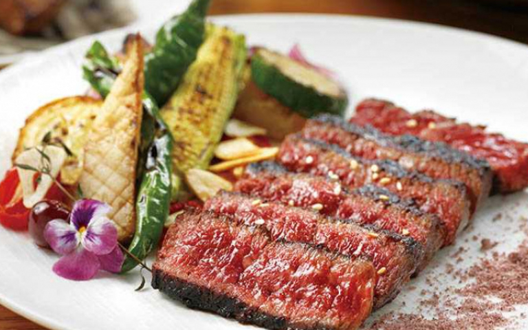 【直火對決5】頂焰精肉小酒館 主餐邊料搶人氣