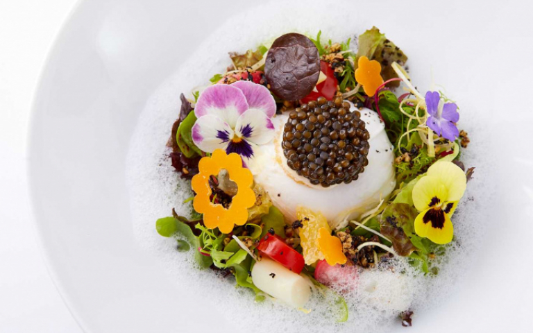 餐桌上的春天！米其林一星餐廳主廚　用當令食材或南洋香料喚醒沉睡味蕾