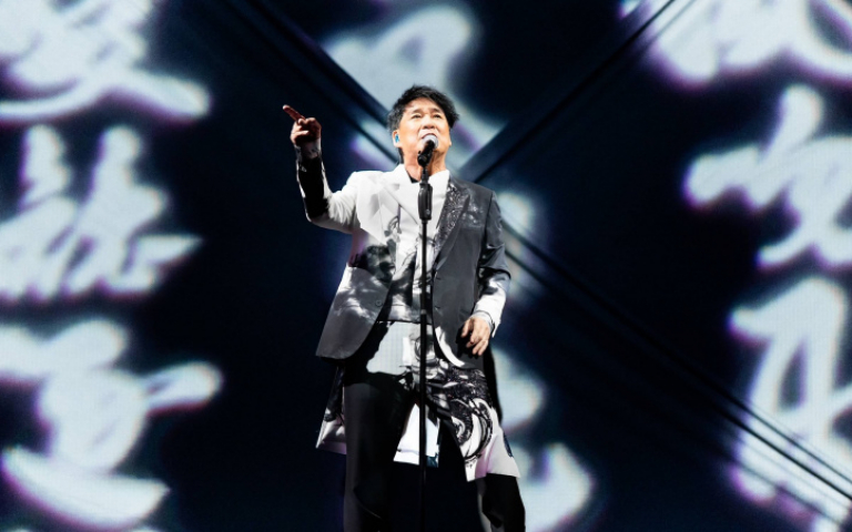 周華健澳門開唱一票難求　幽默自嘲閉眼睛就能睡著