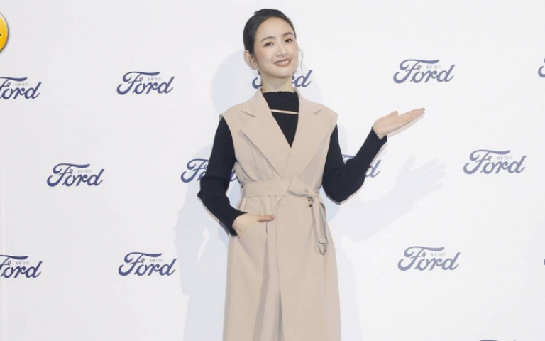 聞胡歌閃婚林依晨笑喊:替彭于晏焦慮 不分享育兒原因曝