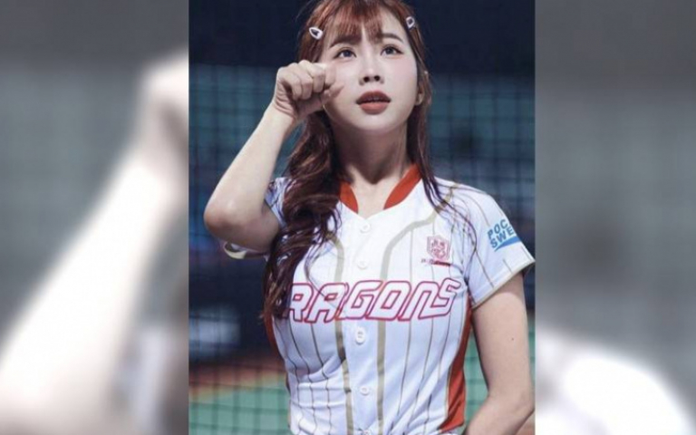 啦啦隊正妹賴可從小有靈異體質！拜月老突倒地站不起