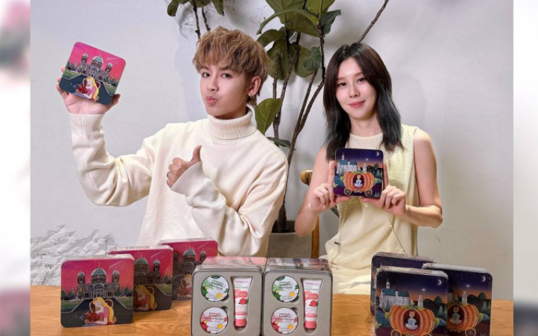 鼓鼓獲封護唇達人　白安筋軟靠自己去角質