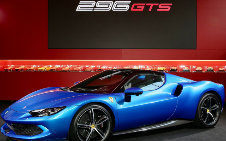 國內車市/油電敞篷Ferrari 296 GTS國內發表 V6引擎搭電動馬達榨830匹馬力