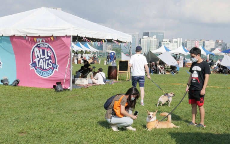 2023一起生活節，毛派派攜手Woopetz，一同愛護地球與毛小孩！