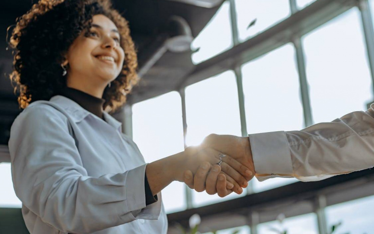 10月財神眷顧！這4星座迎來貴人相助　有望升職加薪正偏財齊發