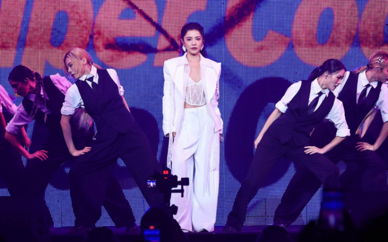 丁噹唱跳「男神組曲」太狂　演唱會票被搶光加開包廂