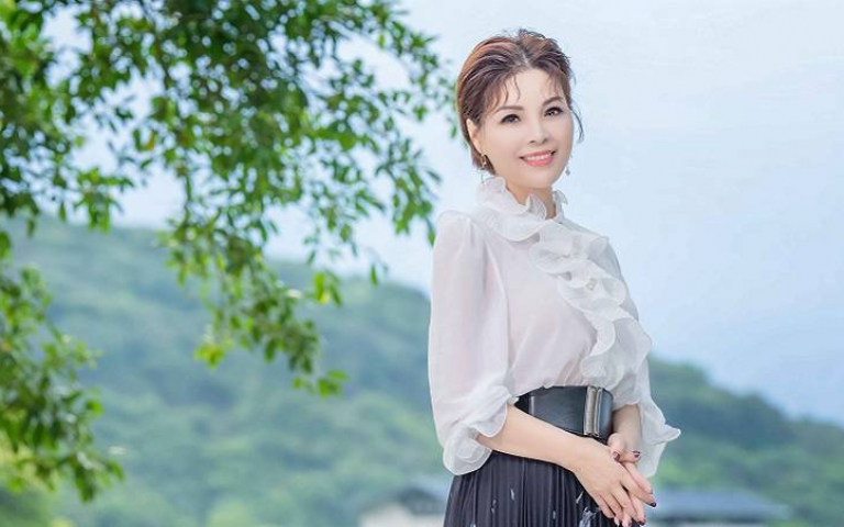 女星出道驚人背景曝光　竟是年營收8位數大老闆