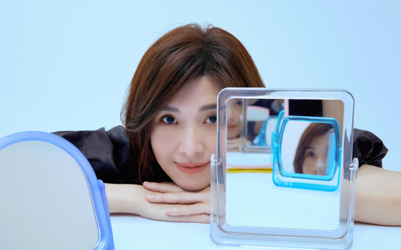 蘇慧倫婚後回歸樂壇 笑稱「工作美若天仙、回家落入凡間」