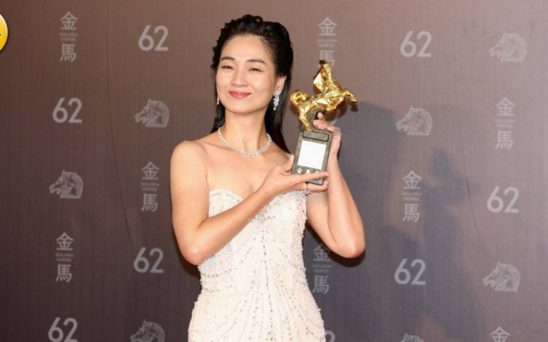 金馬62／等了17年才得到獎　陳雪甄哽咽勉勵所有「配角們」