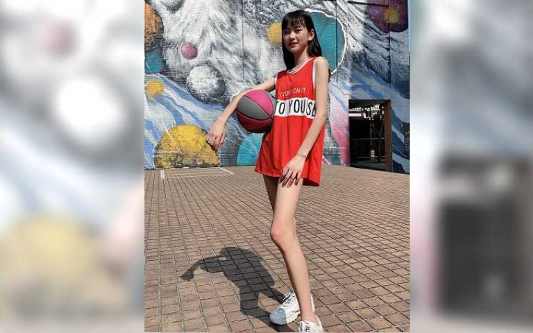 A4螞蟻腰正妹激似「真人版晴子」 減肥靠吃辣代謝超逼人