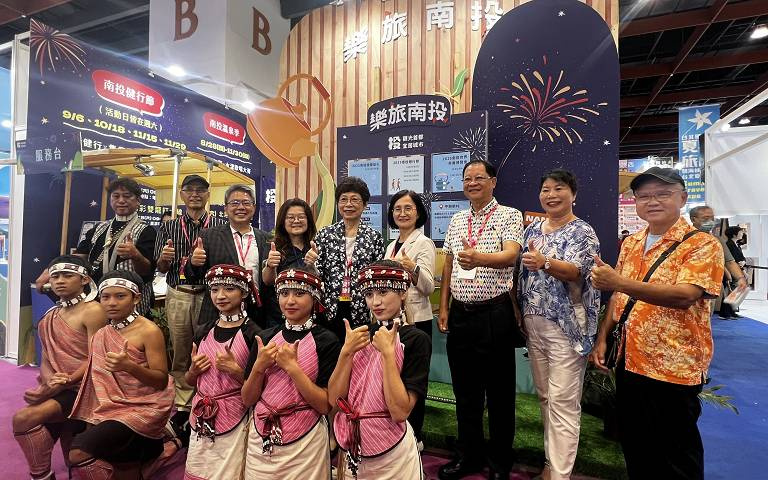 南投縣府特邀業者 台北夏季旅展推廣光輝十月活動