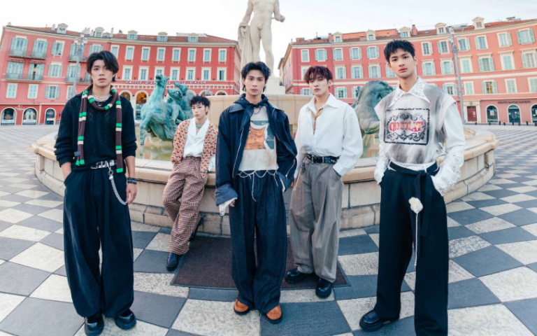 FEniX南法登豪華遊艇　意外「出航」捕捉地中海美景