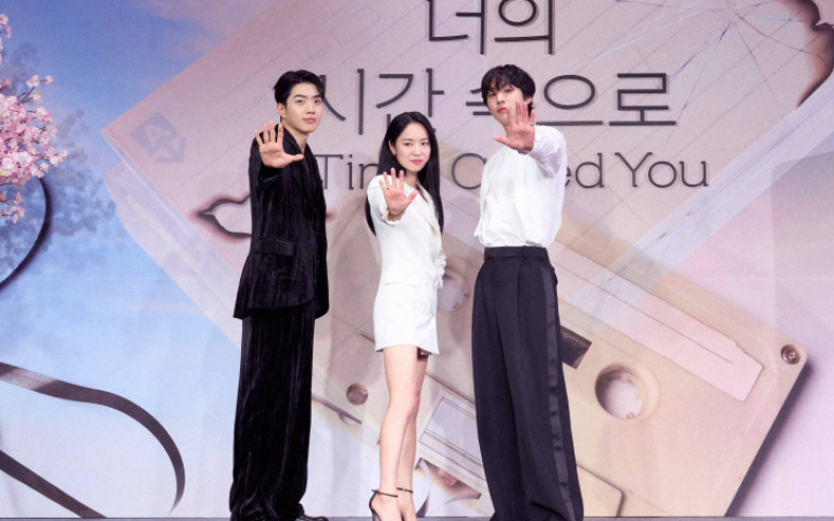 安孝燮穿越時空最想見父母：好奇年輕模樣　導演禁看《想見你》有原因