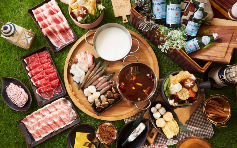 「客家福菜蛤蠣鍋」吃過沒？單喝湯底即回甘，秋冬溫補靠這鍋！