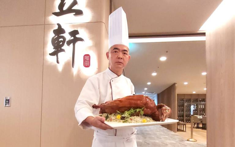 「爆紅」有理！橘色惡魔二訪指定入住，富士大飯店傾力籌備！