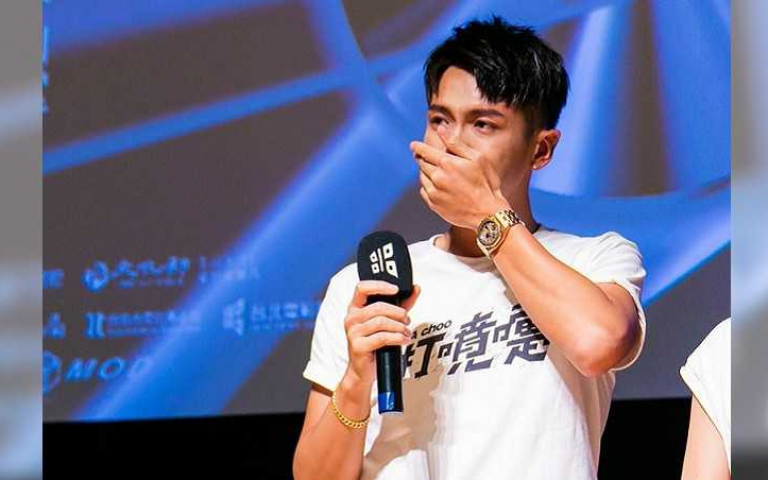 《打噴嚏》北影首映粉絲大支持 柯震東哽咽:「我很努力在勇敢!」