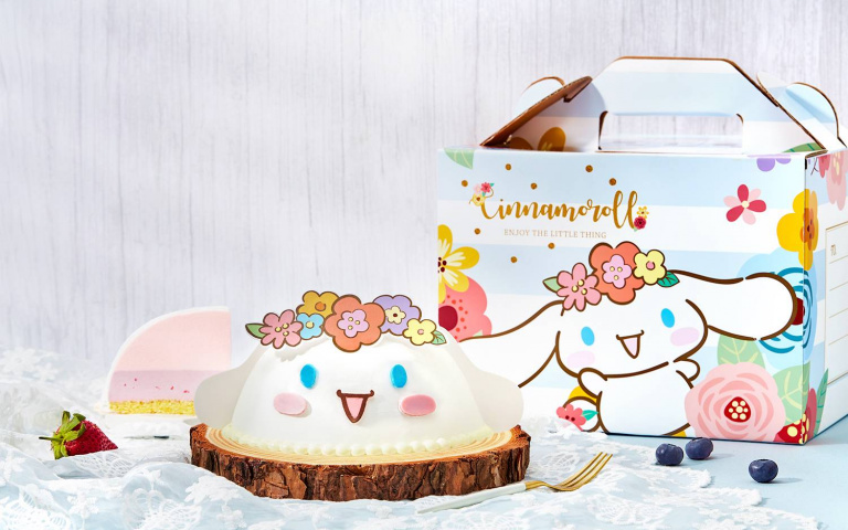 「大耳狗喜拿」變成冰淇淋蛋糕了！草莓、藍莓加蔓越莓果粒，酸甜滋味一吃停不下來！