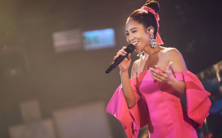 梁文音笑怨粉絲不負責任　憶當年曝曾「窮到睡客運站」