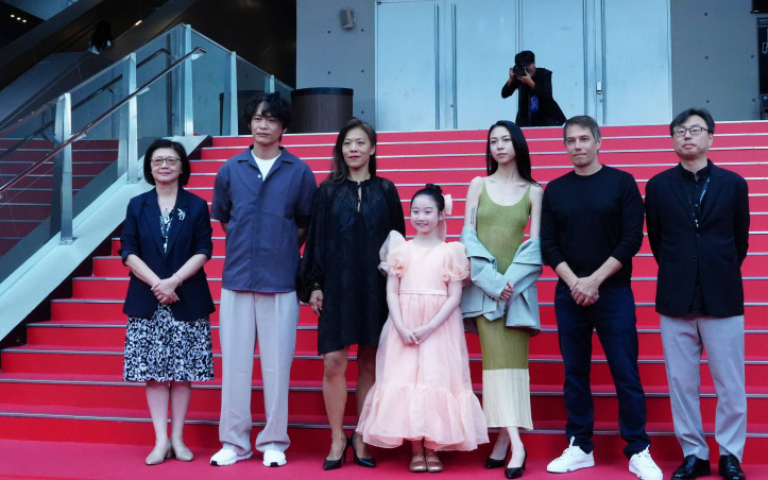 開賣十分鐘搶票一空！　電影《左撇子女孩》轟動釜山影展