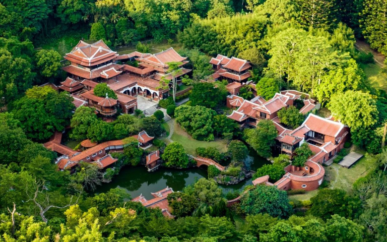 歲末怎麼玩？吃辦桌來場老派約會　親子耶誕手作DIY還有飛天小女警作陪