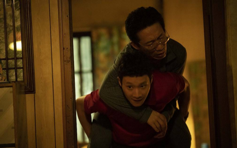 郭子乾意外中風急送醫　黃冠智竟因眼鏡狂笑場