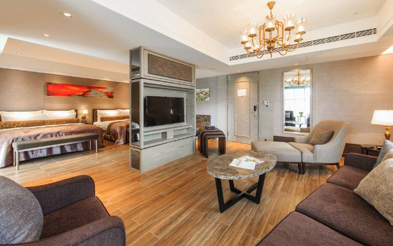 雙人平日入住「瑞穗天合」現折2,000元！加贈輕食券升級一泊三食！