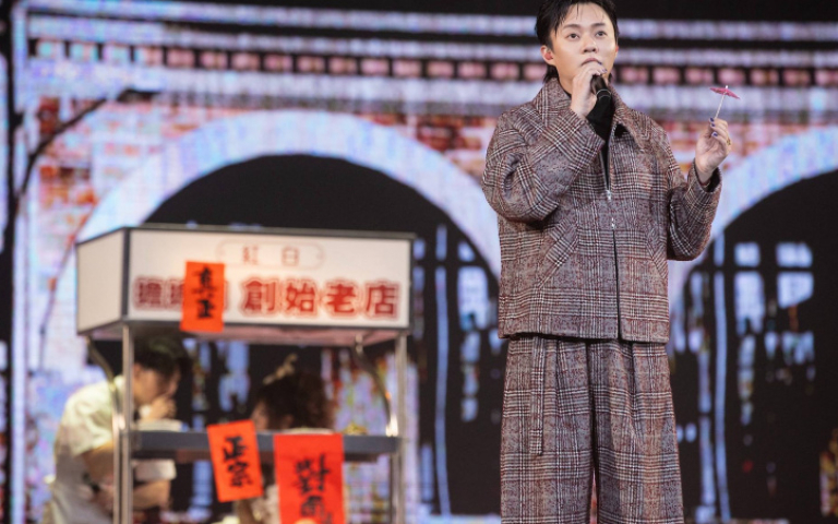 許富凱登《紅白藝能大賞》甜嗓對唱龍千玉　台語金曲掀回憶殺