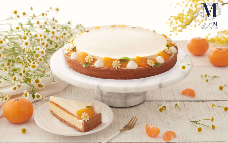 春日必吃甜點!Lady M新品「洋甘菊慕斯塔」馥郁花果香在口中綻放,還有芋頭、藍莓千層強勢回歸!