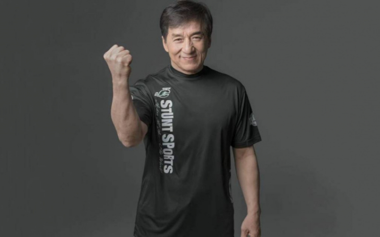 成龍配音《忍者龜》當師父　想起成家班：怕嚴格變束縛