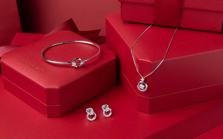 周大福應景聖誕節！推「星旅」系列珠寶，主宰自己的閃耀人生！