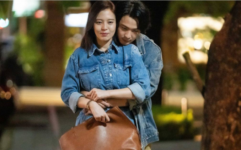 連晨翔第一次約會就搞砸　「搶先吃掉她的牛排」劉品言氣炸