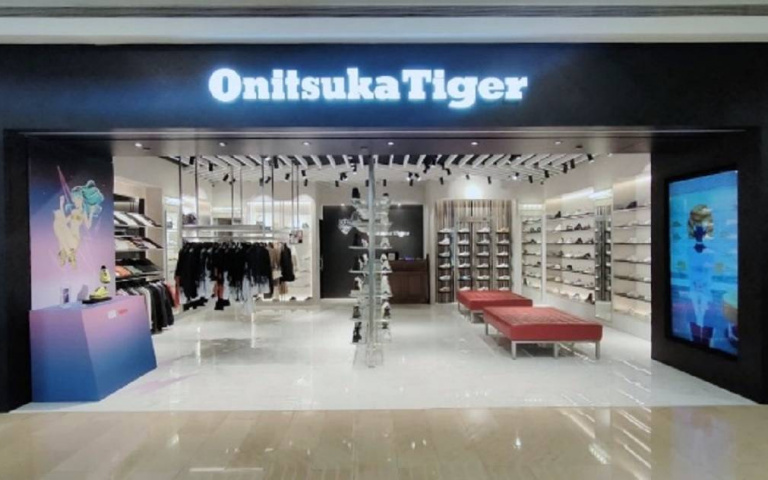 Onitsuka Tiger鬼塚虎跨領域支持電玩及動漫等ACG領域,連知名Twitch直播主也瘋經典聯名款!