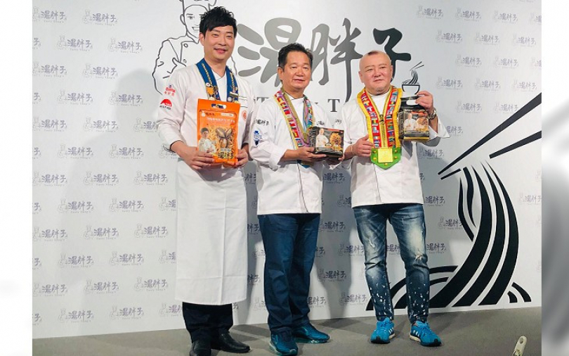 乾拌麵市場100億！三位廚神來拚場　XO醬、魚子醬、鮑魚通通放進麵裡能不好吃嗎？